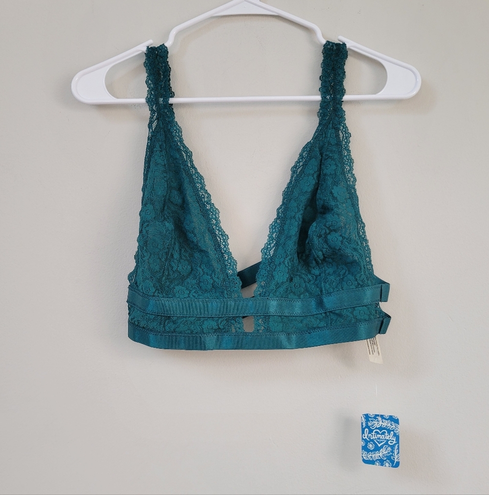 NWT Free People Intimately Strappy Lace Turkish Sea Bralette Women's Size M Sexy - Picture 1 of 9